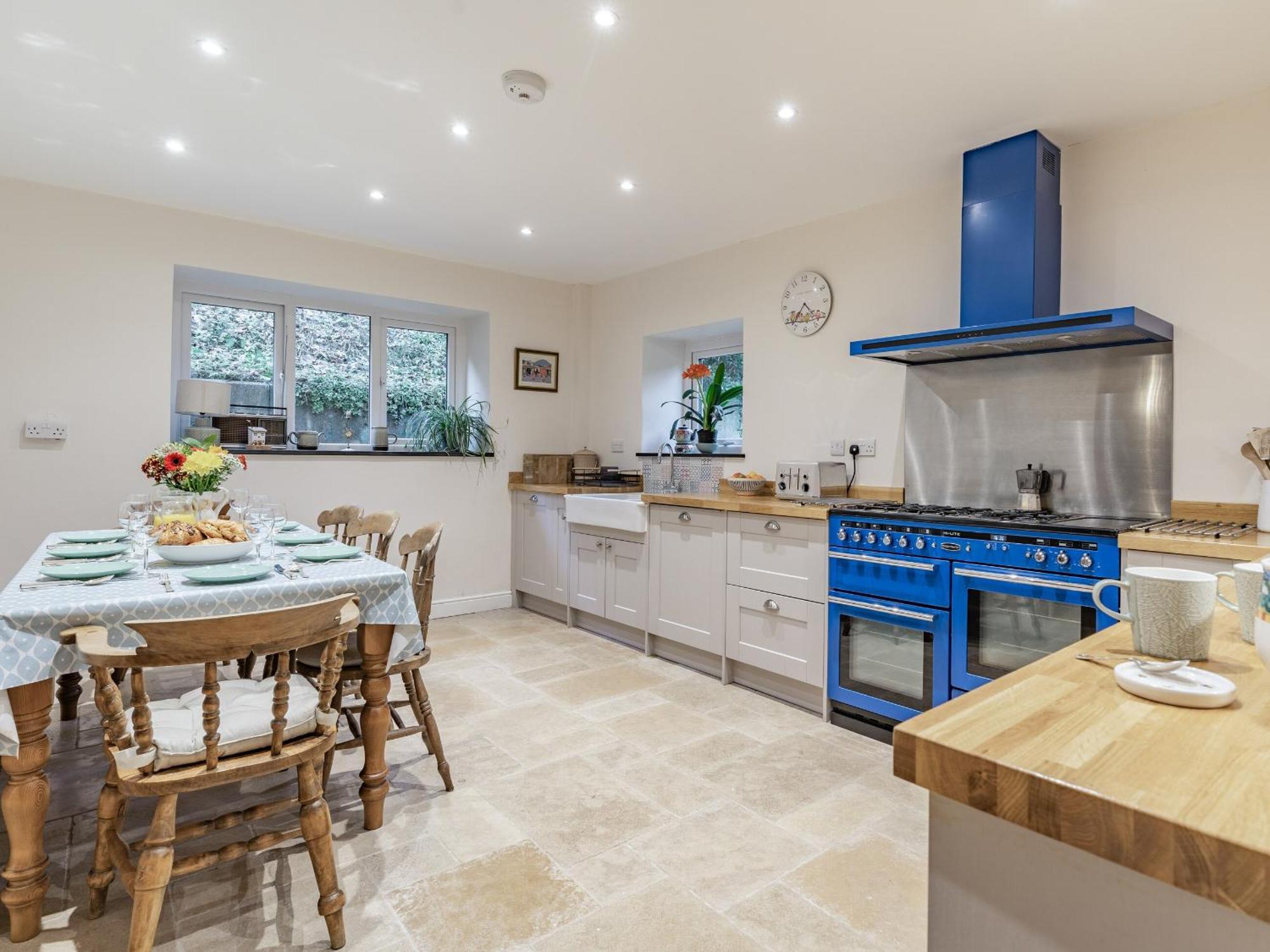 Pwll Farmhouse Llanllawdog Bagian luar foto