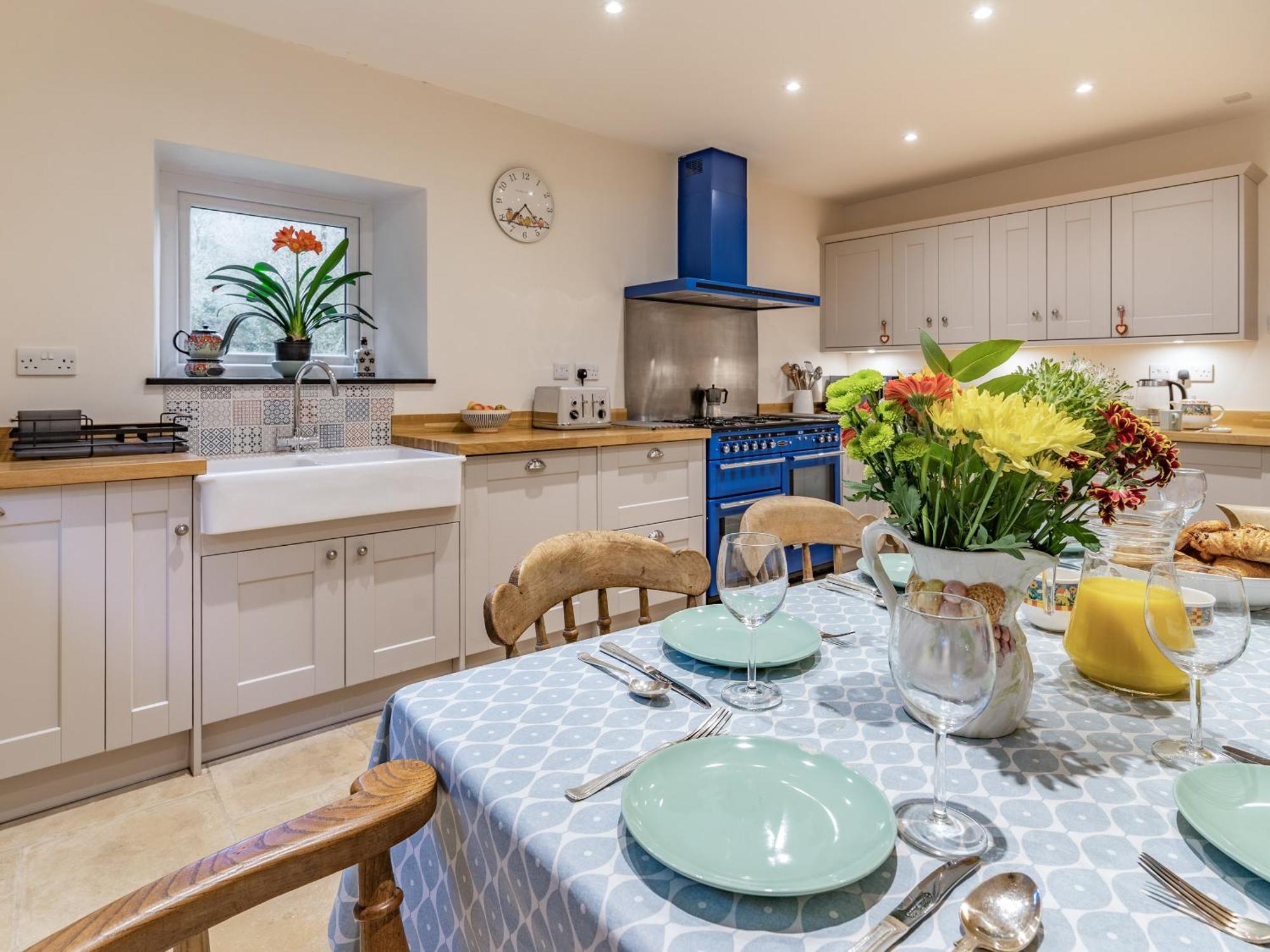 Pwll Farmhouse Llanllawdog Bagian luar foto